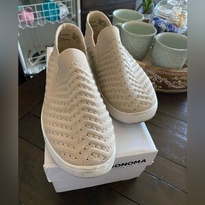 Women’s Taupe slip on shoes